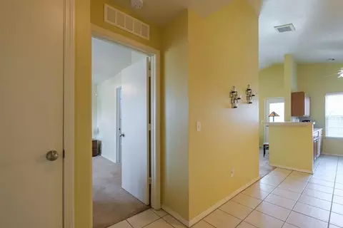 Entry Way - 809 Grickle Dr, Norman, OK 73069 photo 2 of 3