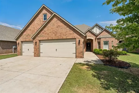 5613 St James Pl, Oklahoma City, OK 73179