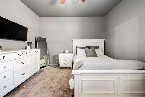 Bedroom - 150 Evermay Dr, Edmond, OK 73013 photo 3 of 4