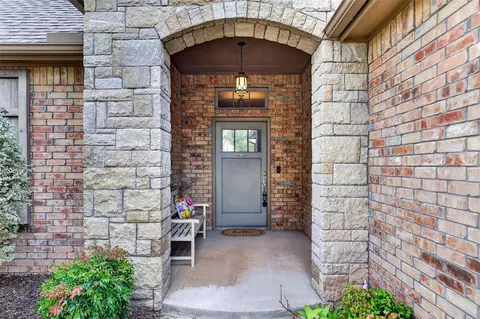 Entry Way - 150 Evermay Dr, Edmond, OK 73013 photo 1 of 6