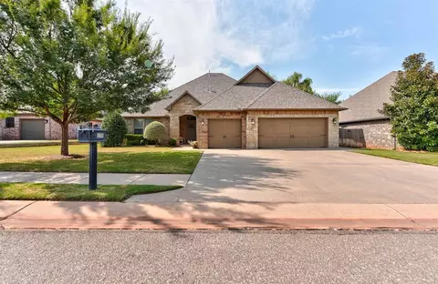 Exterior - 150 Evermay Dr, Edmond, OK 73013 photo 8 of 8