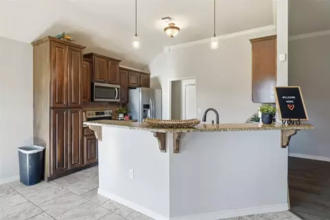 Kitchen - 407 NW Granite Ave, Cache, OK 73527 photo 1 of 7