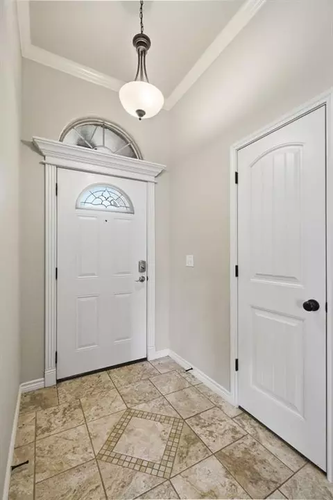 Entry Way - 407 NW Granite Ave, Cache, OK 73527 photo 1 of 3