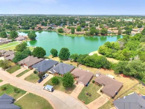 7117 NW 102nd St, Oklahoma City, OK 73162