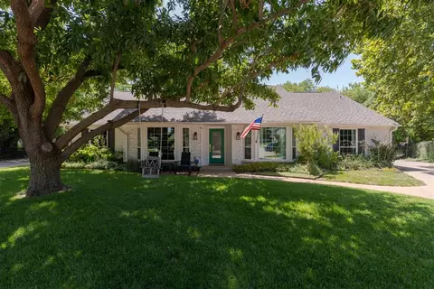 10933 Maple Grv, Oklahoma City, OK 73120