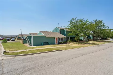 2825 Indian Creek Blvd, Oklahoma City, OK 73120