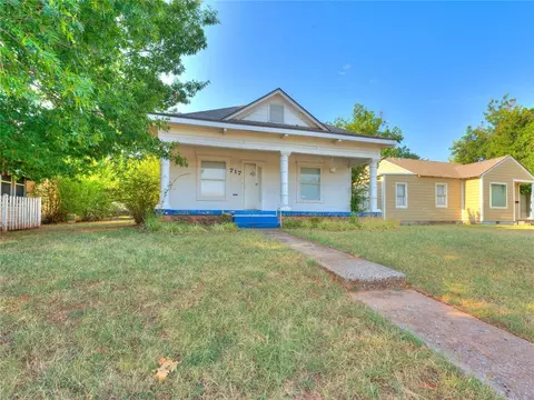 Other - 717 E Logan Ave, Guthrie, OK 73044 photo 3 of 5