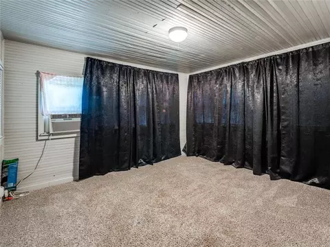 Bedroom - 717 E Logan Ave, Guthrie, OK 73044 photo 8 of 9
