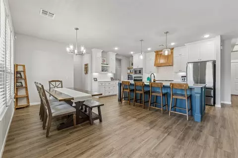 Other - 512 Cantebury Dr, Tuttle, OK 73089 photo 4 of 9