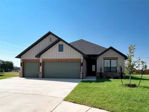 100 Meadow Springs Way, Edmond, OK 73025