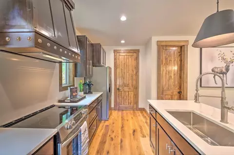 Kitchen - 367 Split Creek Ln, Broken Bow, OK 74728 photo 3 of 3