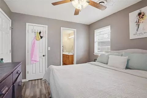 Bedroom - 319 Cameron Dr, Altus, OK 73521 photo 4 of 4