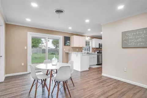 Dining - 1701 Monroe St, Altus, OK 73521 photo 1 of 1