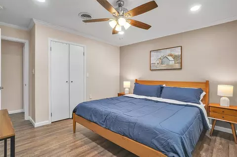 Bedroom - 1701 Monroe St, Altus, OK 73521 photo 2 of 6
