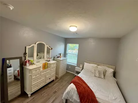 Bedroom - 906 River Run Dr, Noble, OK 73068 photo 7 of 7