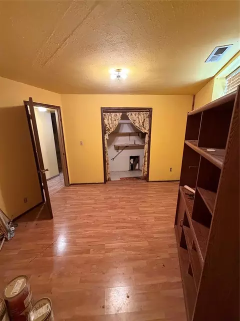 Bedroom - 740150 S 3484 Rd, Cushing, OK 74023 photo 4 of 5