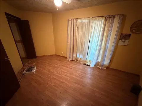 Bedroom - 740150 S 3484 Rd, Cushing, OK 74023 photo 3 of 5