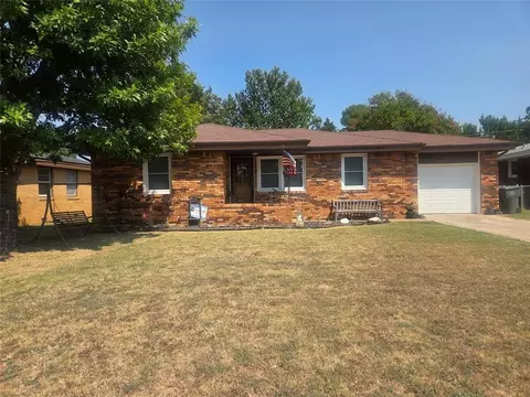 1728 S Walnut St, Pauls Valley, OK 73075