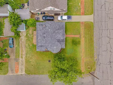 View/Area - 623 E Warner Ave, Guthrie, OK 73044 photo 2 of 6