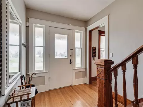 Entry Way - 623 E Warner Ave, Guthrie, OK 73044 photo 1 of 3