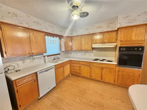 Kitchen - 231 Circle Dr, Guymon, OK 73942 photo 3 of 3