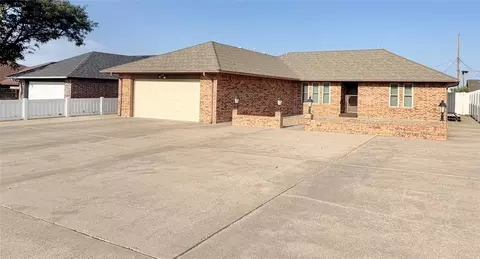 Exterior - 1915 Chisholm Dr, Guymon, OK 73942 photo 1 of 2
