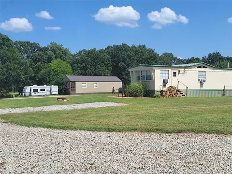 Exterior - 418251 E 1201 Rd, Eufaula, OK 74432 photo 5 of 7