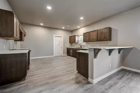 Kitchen - 1015 E Main St, Shawnee, OK 74801 photo 1 of 4