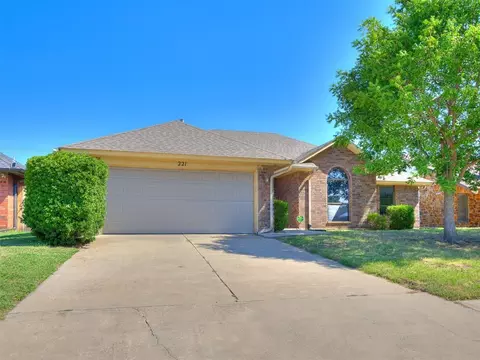 221 Cypress Dr, Oklahoma City, OK 73170