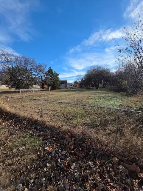 Thomas Boulevard, Mcloud, OK 74851 photo 2
