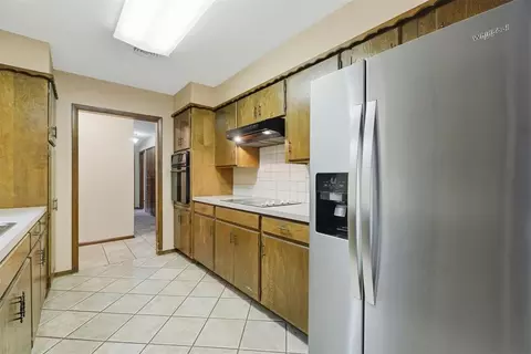 Kitchen - 500 Sequoyah Ln, Altus, OK 73521 photo 5 of 5