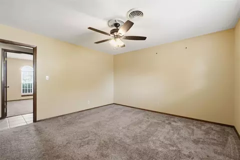 Bedroom - 500 Sequoyah Ln, Altus, OK 73521 photo 1 of 11