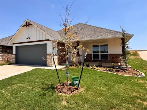 Exterior - 1316 Colonial Ave, Tuttle, OK 73089 photo 2 of 2