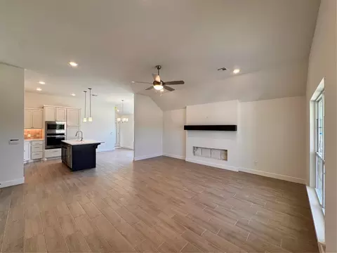 Living - 1316 Colonial Ave, Tuttle, OK 73089 photo 1 of 1