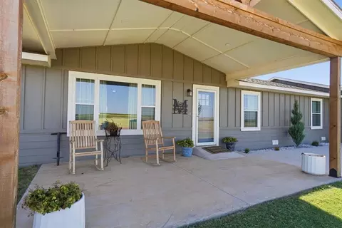 Exterior - 21105 E County Road 162, Headrick, OK 73549 photo 3 of 8