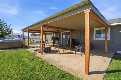 Exterior - 21105 E County Road 162, Headrick, OK 73549 photo 5 of 8