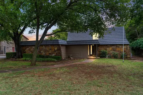 2940 Browne Stone Rd, Oklahoma City, OK 73120