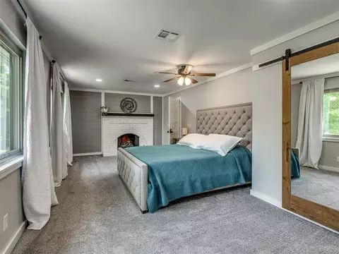 Bedroom - 1644 Red Fox Rd, Edmond, OK 73034 photo 10 of 10