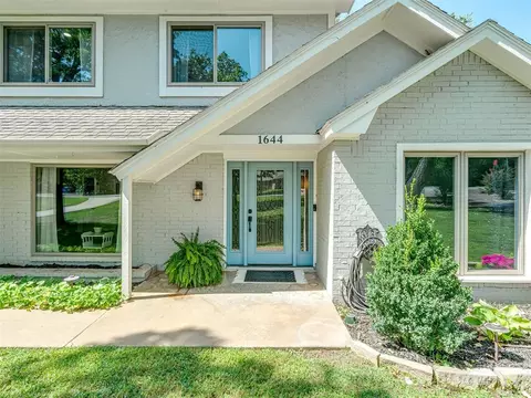 Exterior - 1644 Red Fox Rd, Edmond, OK 73034 photo 3 of 13