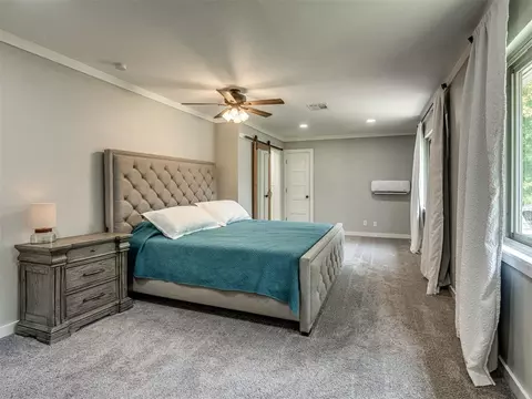 Bedroom - 1644 Red Fox Rd, Edmond, OK 73034 photo 9 of 10
