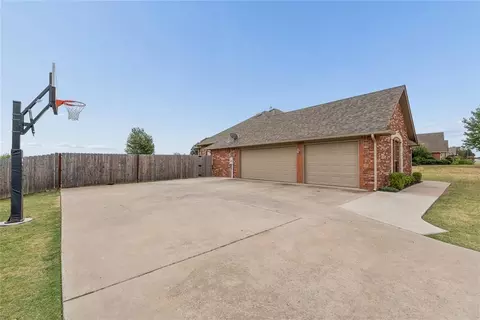 Other - 900 Grandview Rd, Tuttle, OK 73089 photo 3 of 11