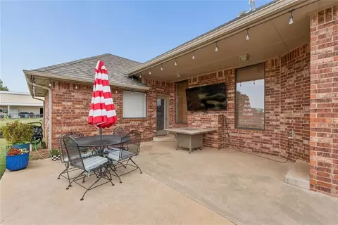 Other - 900 Grandview Rd, Tuttle, OK 73089 photo 11 of 11