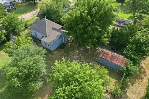 View/Area - 1216 E Vilas Ave, Guthrie, OK 73044 photo 2 of 4