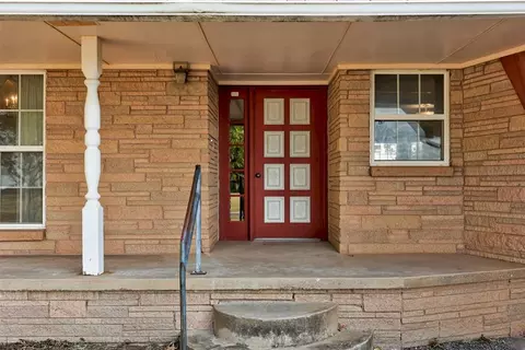 Exterior - 332852 E 1060 Rd, Mcloud, OK 74851 photo 2 of 8