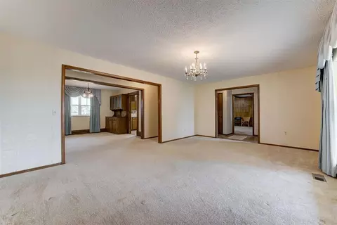 Living - 332852 E 1060 Rd, Mcloud, OK 74851 photo 3 of 7