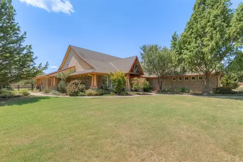 Exterior - 4606 Pikeys Trl, Tuttle, OK 73089 photo 6 of 16