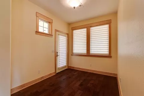 Entry Way - 4606 Pikeys Trl, Tuttle, OK 73089 photo 3 of 3