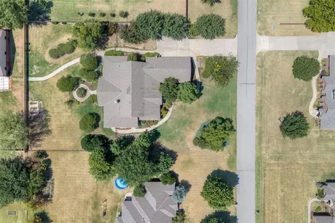 View/Area - 4606 Pikeys Trl, Tuttle, OK 73089 photo 4 of 4