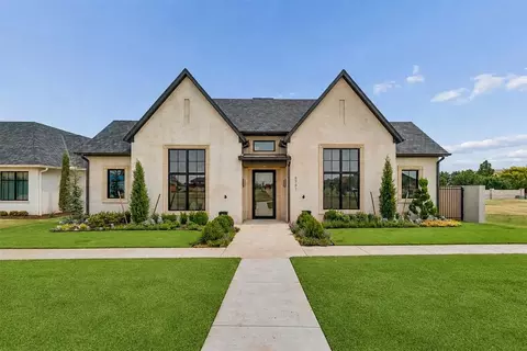 5701 Promenade Sq, Oklahoma City, OK 73142