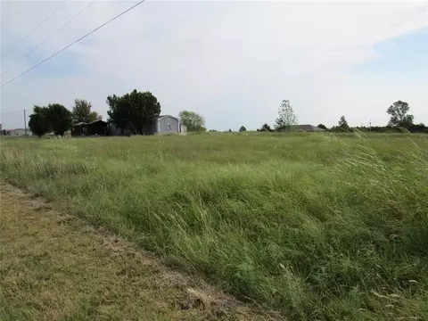 129 Hawk Spring Dr, Mcloud, OK 74851 photo 3